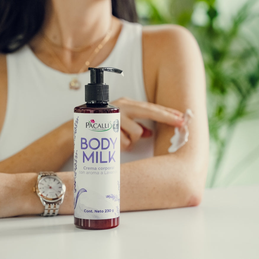 Crema Body Milk Lavanda PACALLI · Crema Corporal Con Aroma a Lavanda · 230 g