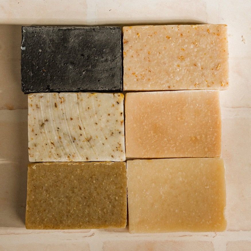 Kit de Jabones Artesanales PACALLI · 6 Piezas · Arroz, Avena, Caléndula, Carbón Activado, Lavanda y Miel de Abeja · 100 g c/u