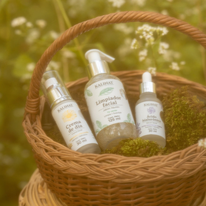 Kit Mi rutina de día Kalinat · 3 piezas (Limpiador Facial, Ácido hialurónico serum y Crema de día)