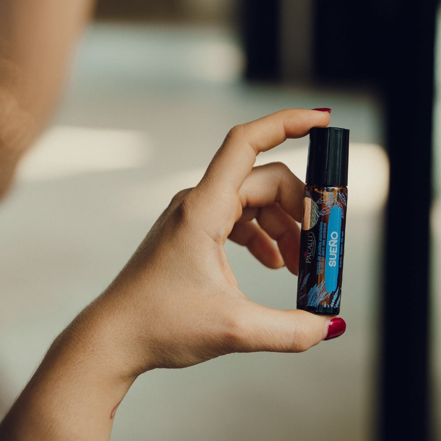 Sueño Roll On PACALLI · Lavanda, Vetiver y Ylang Ylang · 10 ml