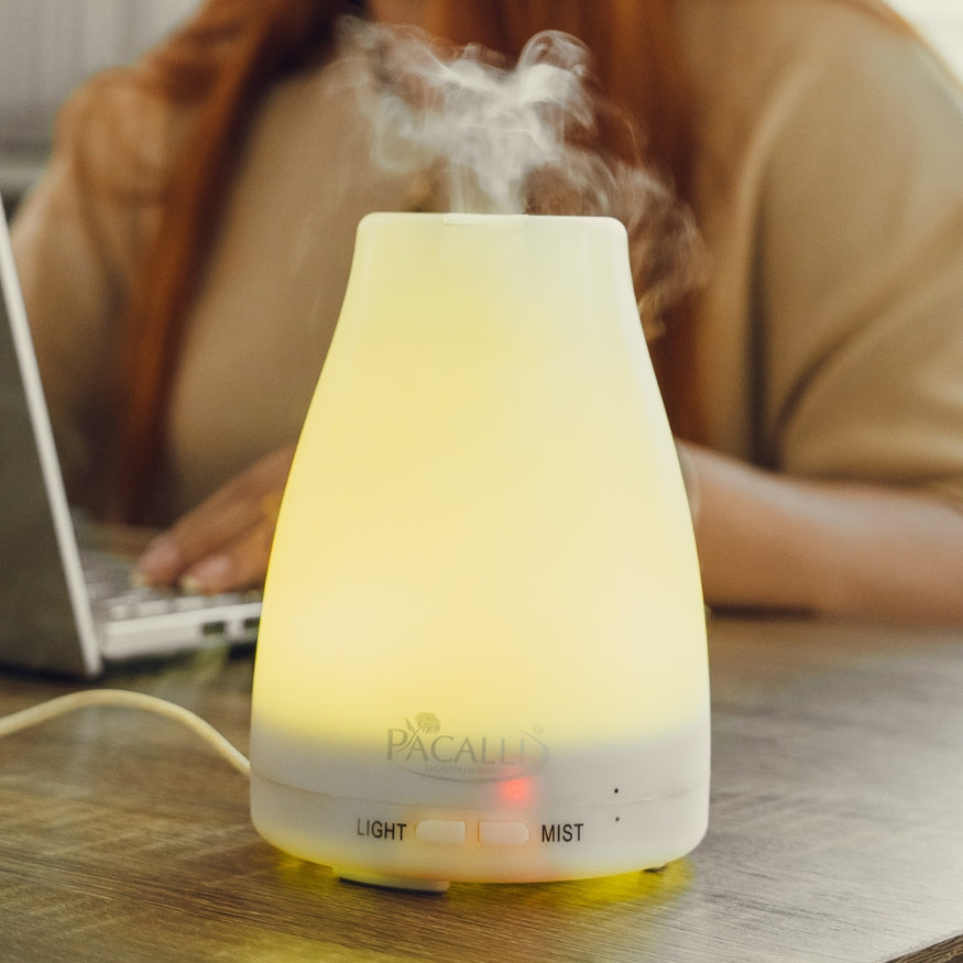 Difusor de Aceites Esenciales PACALLI · Portátil con Luz LED Regulable · 100 ml