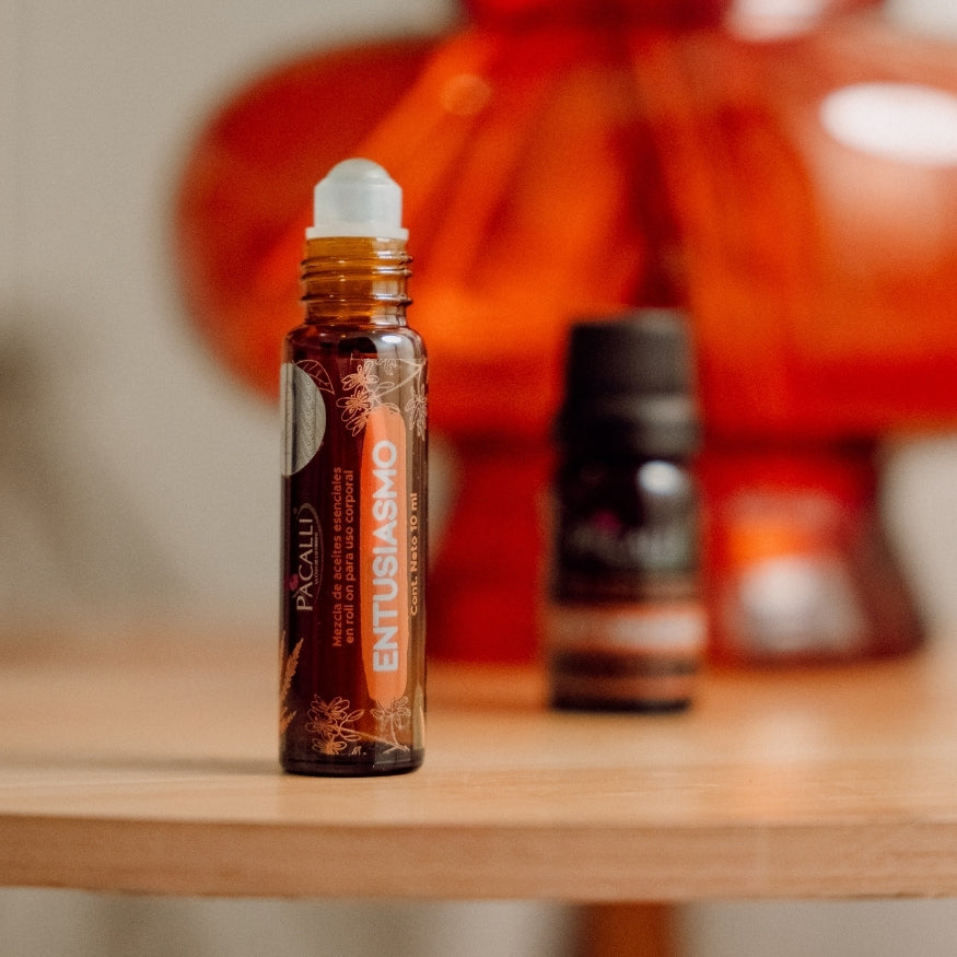 Entusiasmo Roll On PACALLI · Romero, Bergamota, Lavanda y Geranio  · 10 ml
