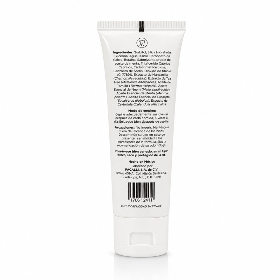 Pasta Dental · Crema Dental Con Extractos Herbales y Aceites Esenciales · 70 g